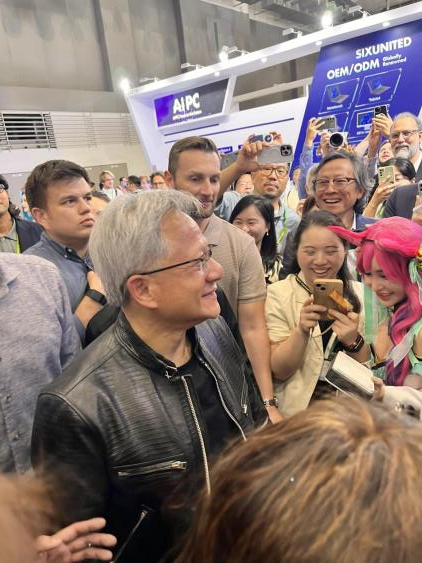 开云网站：六联智能AI及裸眼3D技术在台北电脑展大放异彩未来将以台湾为战略据点辐射全球(图8)