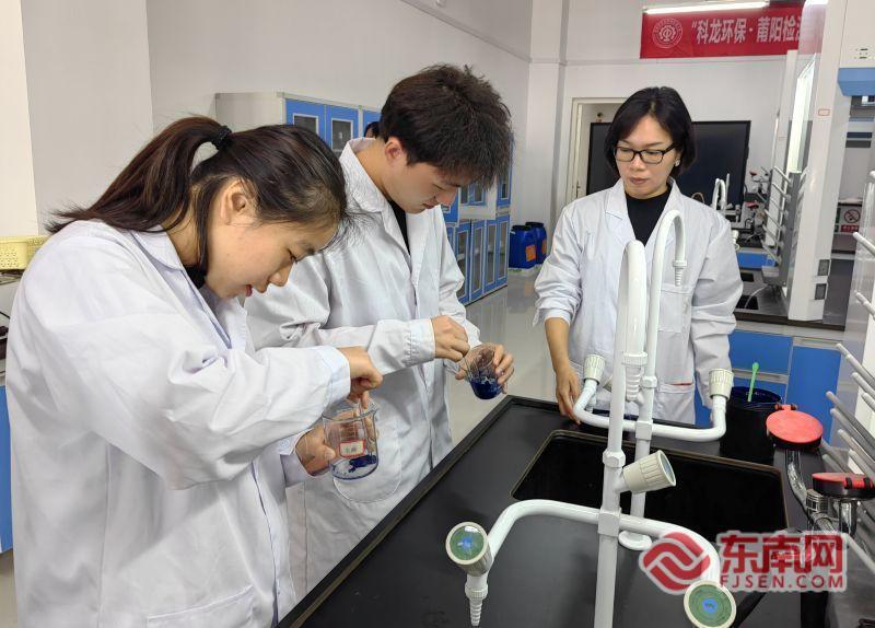 Kaiyun中国：湄洲湾职业技术学院学子备战“挑战杯”大学生创业大赛书写青春担当(图2)